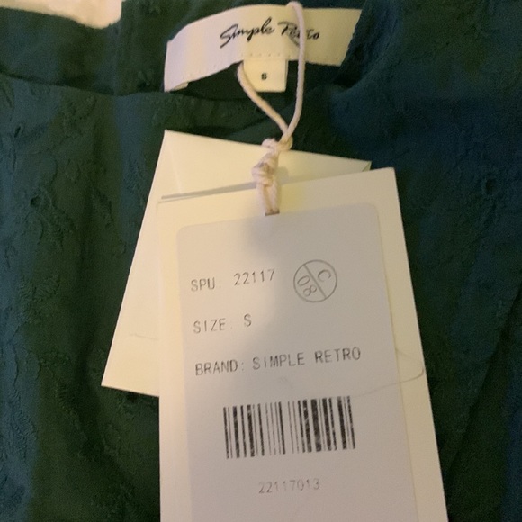 Simple Retro green Loraine dress, midi, long sleeve, eyelet, cottagecore, NWT - Picture 5 of 9